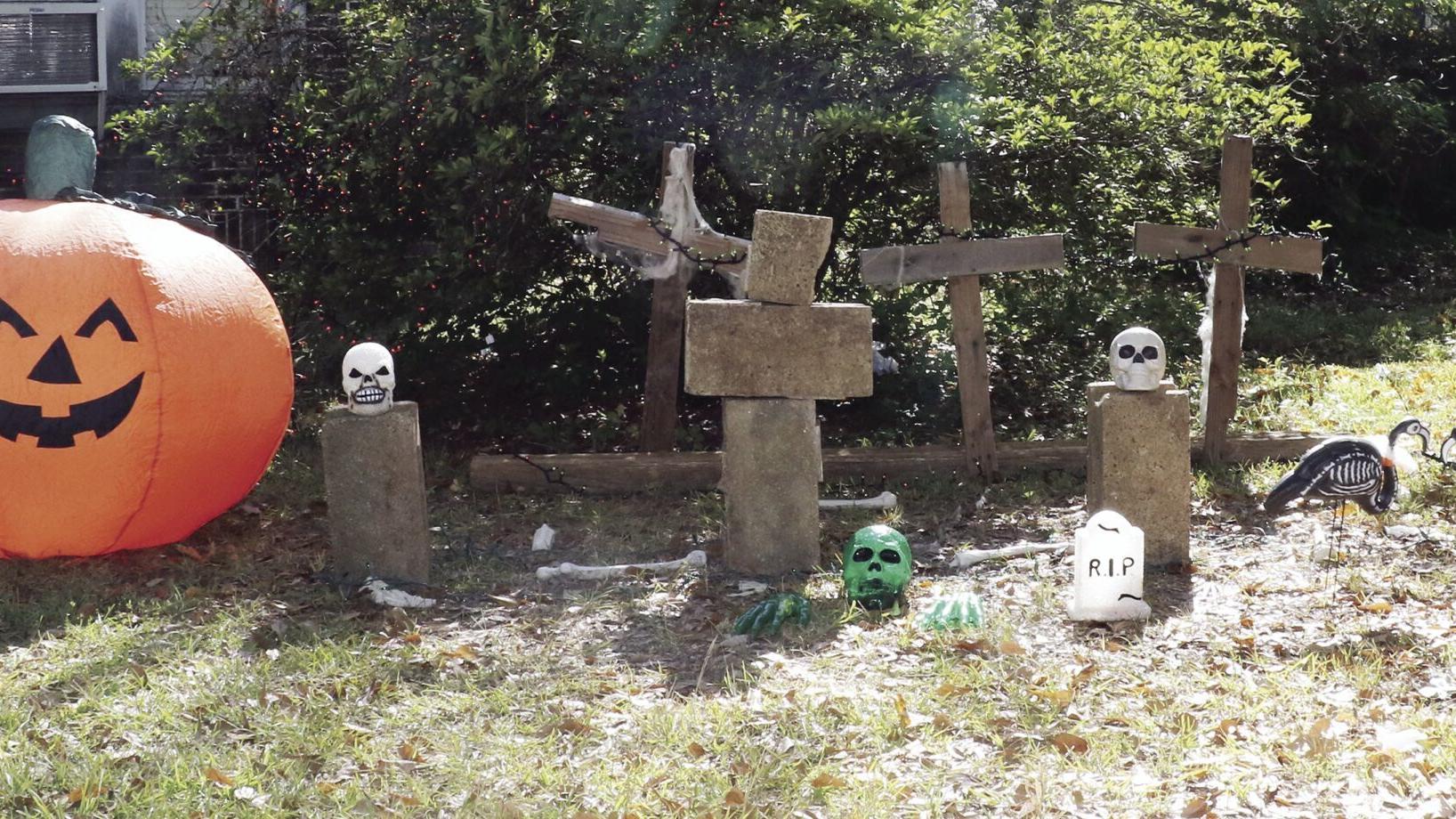 Everywhere, everywhere, "Falloween" everywhere!